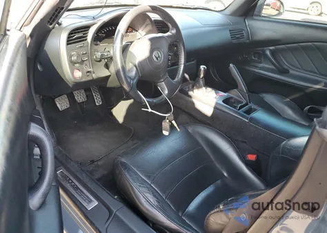 2001 Honda S2000 z USA, uszkodzony, nr VIN JHMAP11411T005682